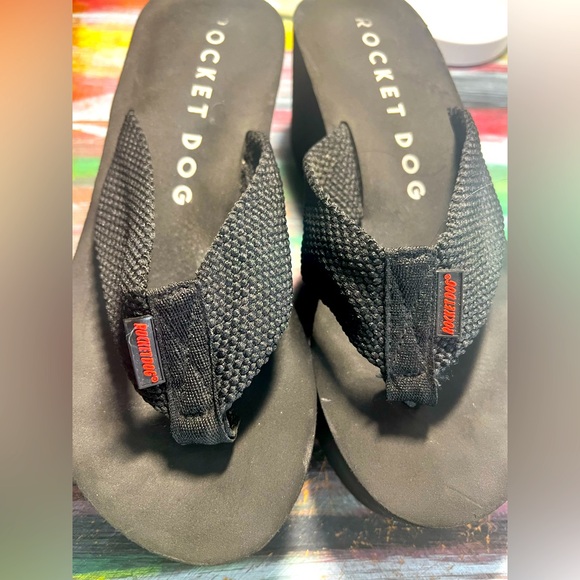 Rocket Dog Women's Black Crush Platform Flip Flop Thong Sandal Size 10M US. - Picture 1 of 5